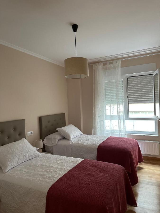 Apartamento Carlos III Ribadeo Bagian luar foto