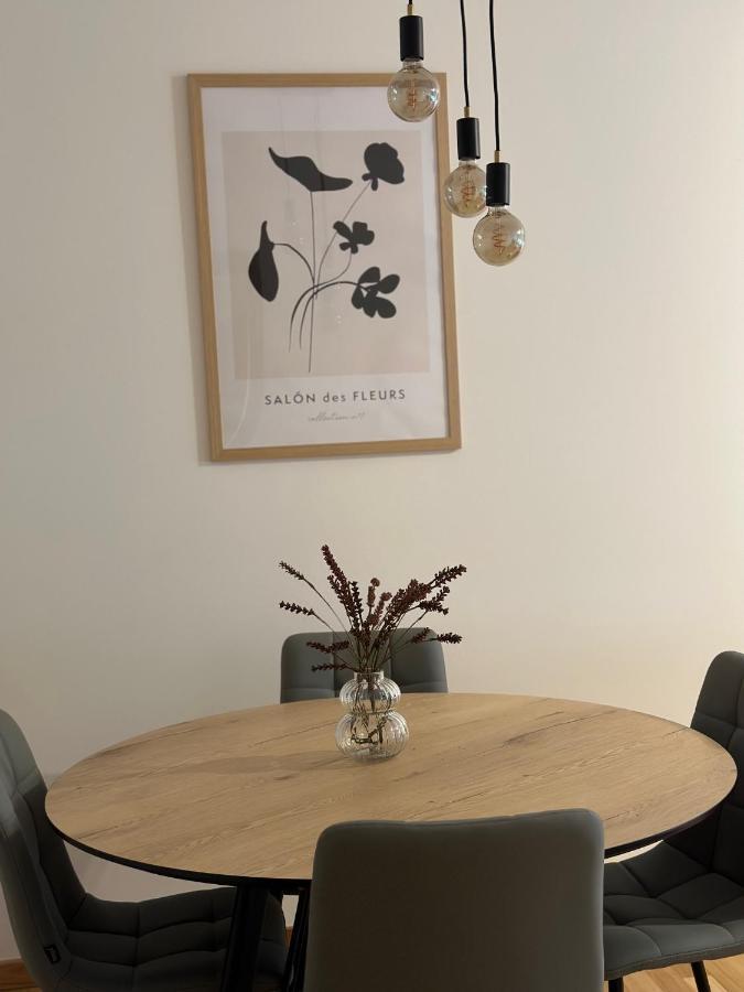 Apartamento Carlos III Ribadeo Bagian luar foto